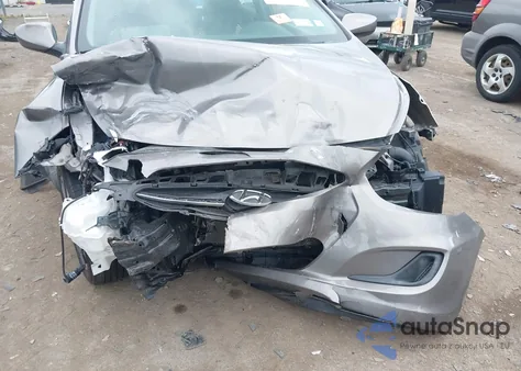 2017 Hyundai Accent Value Edition z USA, uszkodzony, nr VIN KMHCT4AE7HU361683